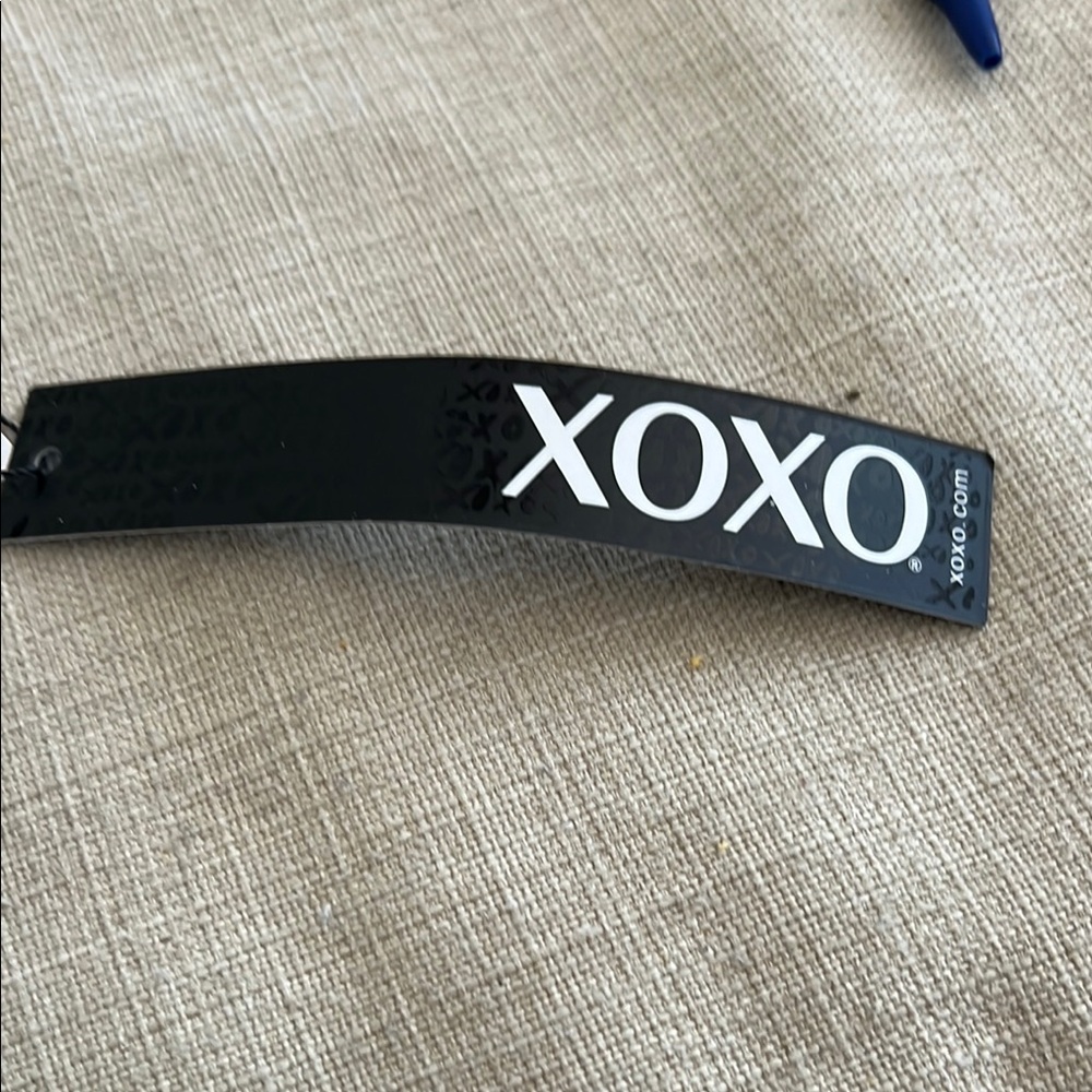 XOXO Gray and Gold Key & Card Holder -025 - Picture 4 of 4